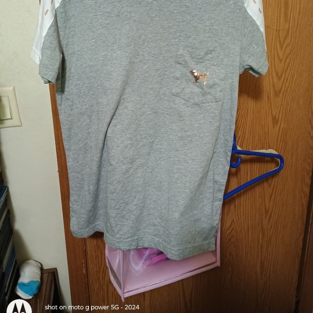 Pink top - Picture 2 of 2